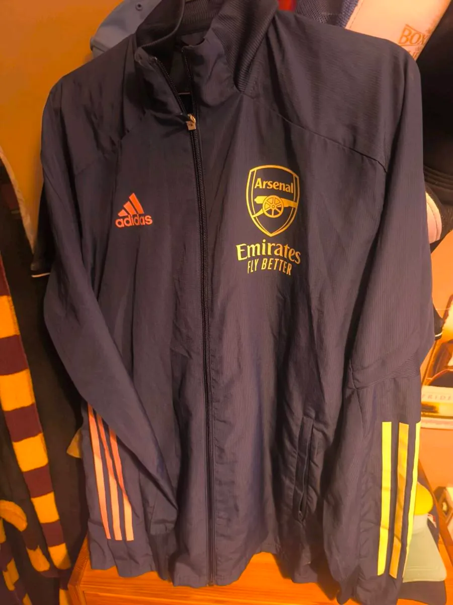 Arsenal anthem jacket 2020/21 - Image 1
