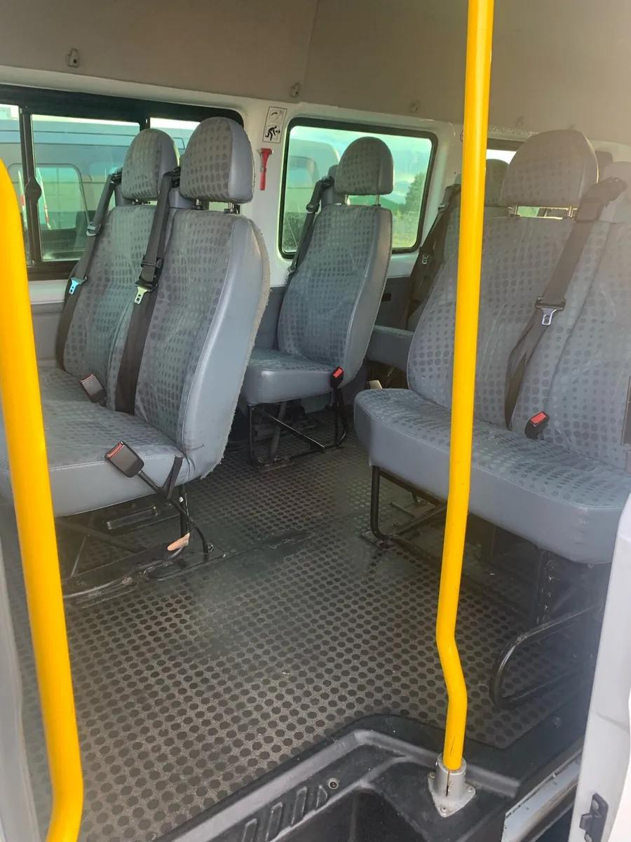 Ford Transit - Image 4