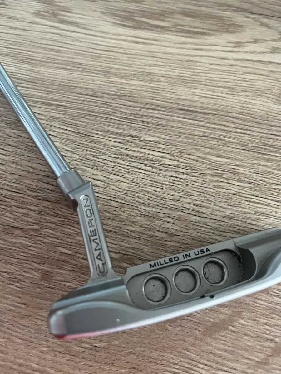 Scotty Cameron Newport 35 inch putter - Image 3