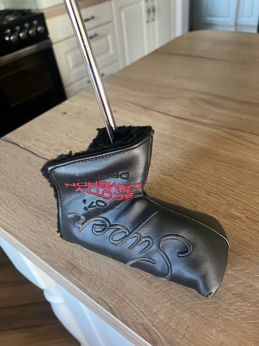 Scotty Cameron Newport 35 inch putter - Image 1