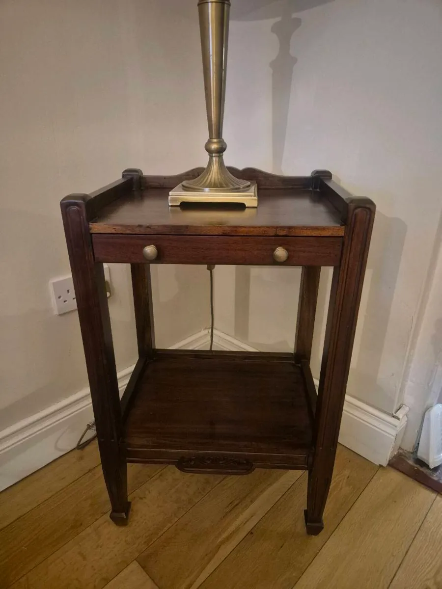 Lamp Table - Image 1