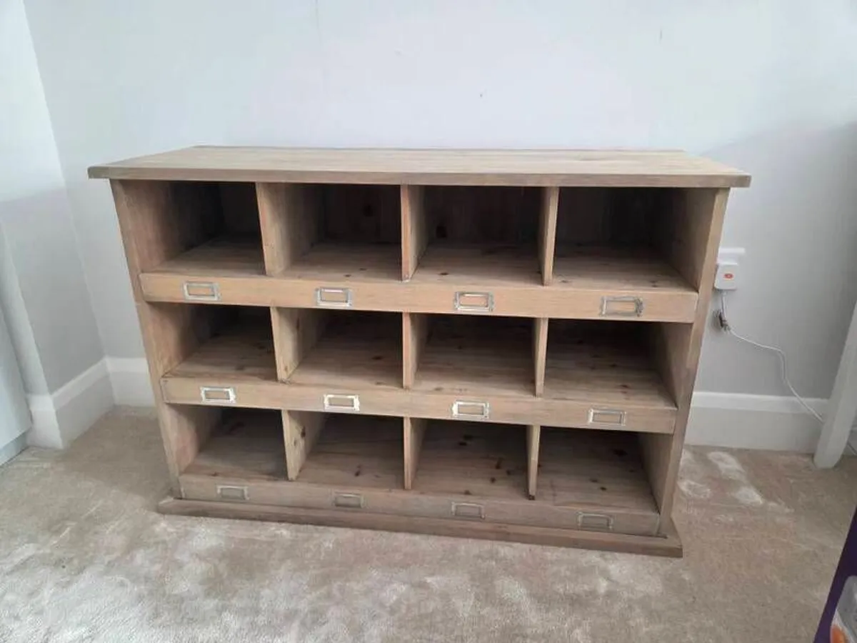 Chedworth 12 Shoe Locker - Image 1