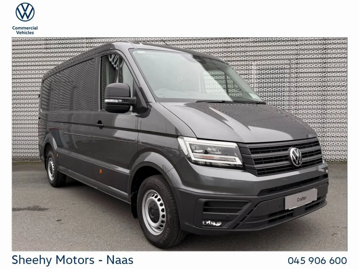 Volkswagen Crafter HIGHLINE 30 MWB 140HP AUTO FWD - Image 1