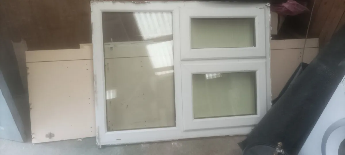 Aluminium door and windows - Image 1
