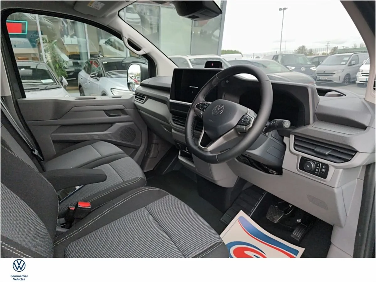 Volkswagen Transporter Highline LWB 170HP Auto, 0% - Image 2