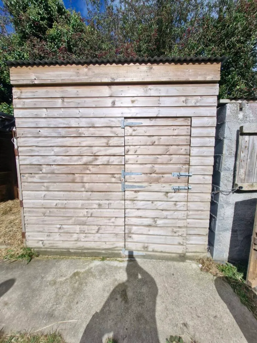 Stable/tack room - Image 1