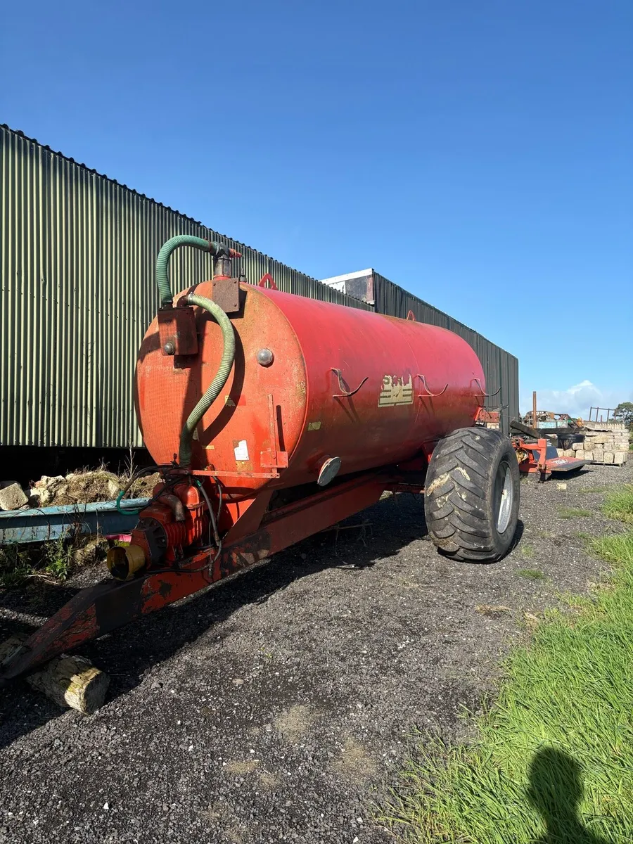 Star 1500 gallon tanker - Image 1