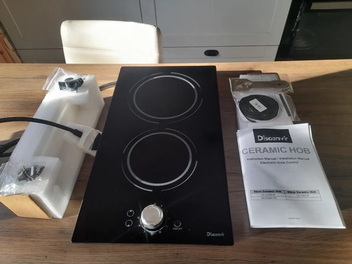 Electric Hob plug in - Image 1