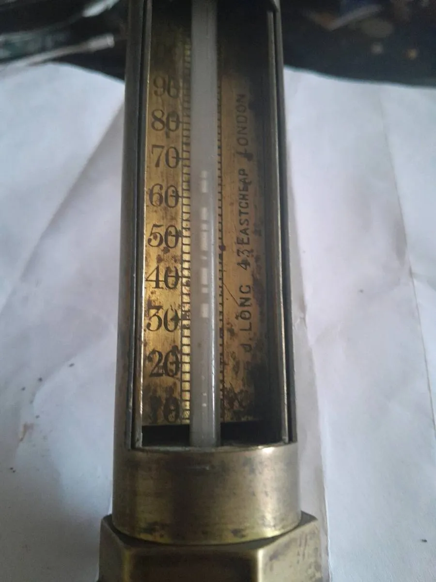 Vintage steam engine  barometer - Image 3