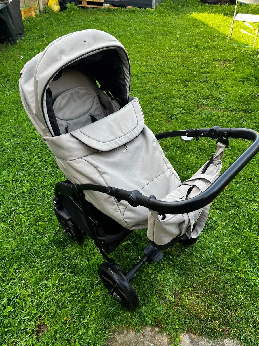 Baby buggy 3 in 1 - Image 3