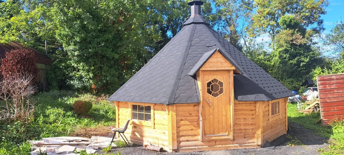 BBQ Hut - Image 1