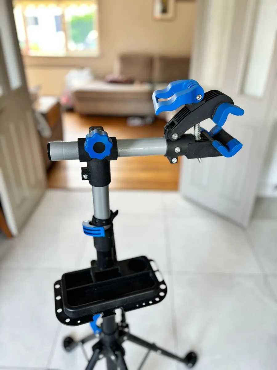 Bike Maintenance Stand - Image 2