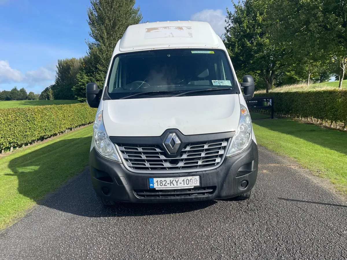 2018 Renault master - Image 2
