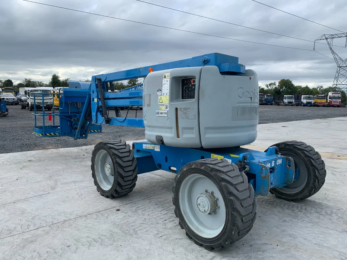 2016 GENIE Z-45/25J ARTICULATED DIESEL BOOM LIFT - Image 3