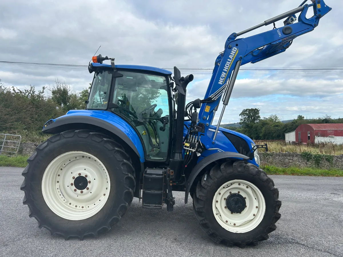 2022 New Holland T5.120 with Loader - Image 4