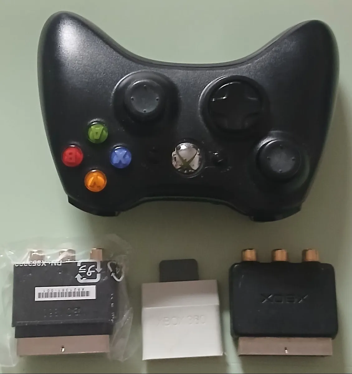 XBOX 360 Black Controller x 1 - Image 2