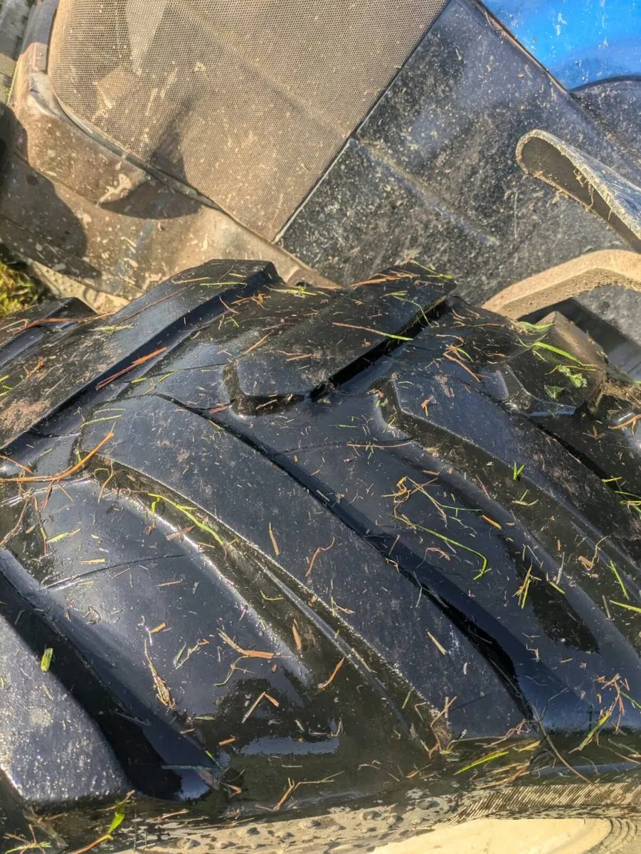 Tractor tyres - Image 2