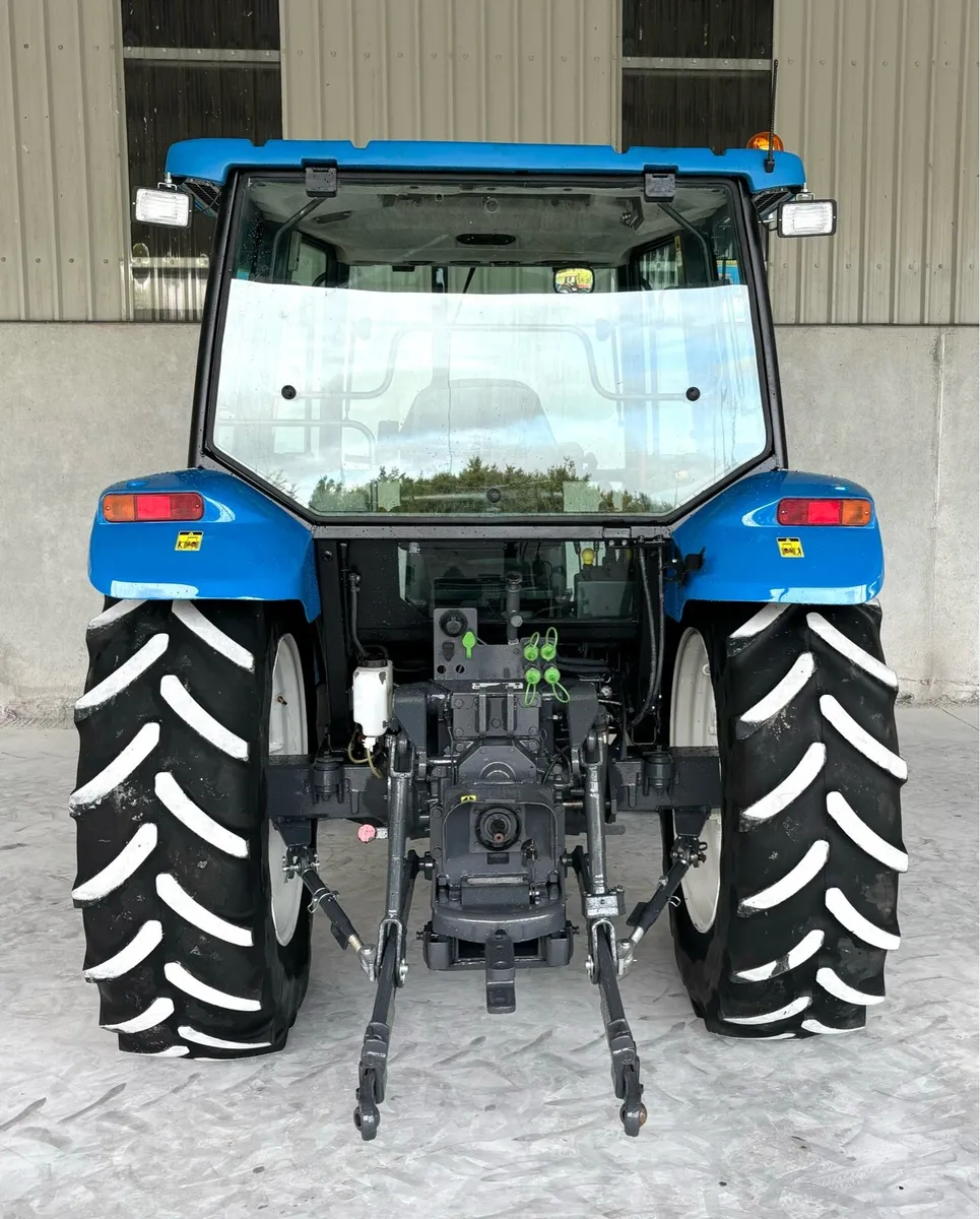 NEW HOLLAND 7635 ***3500hrs*** - Image 4