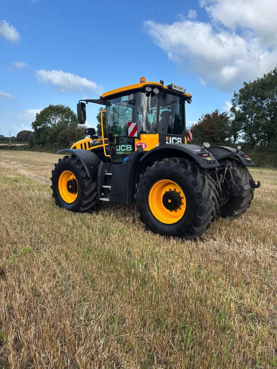JCB Fastrac 4220 Icon COL ref 11007085 - Image 4