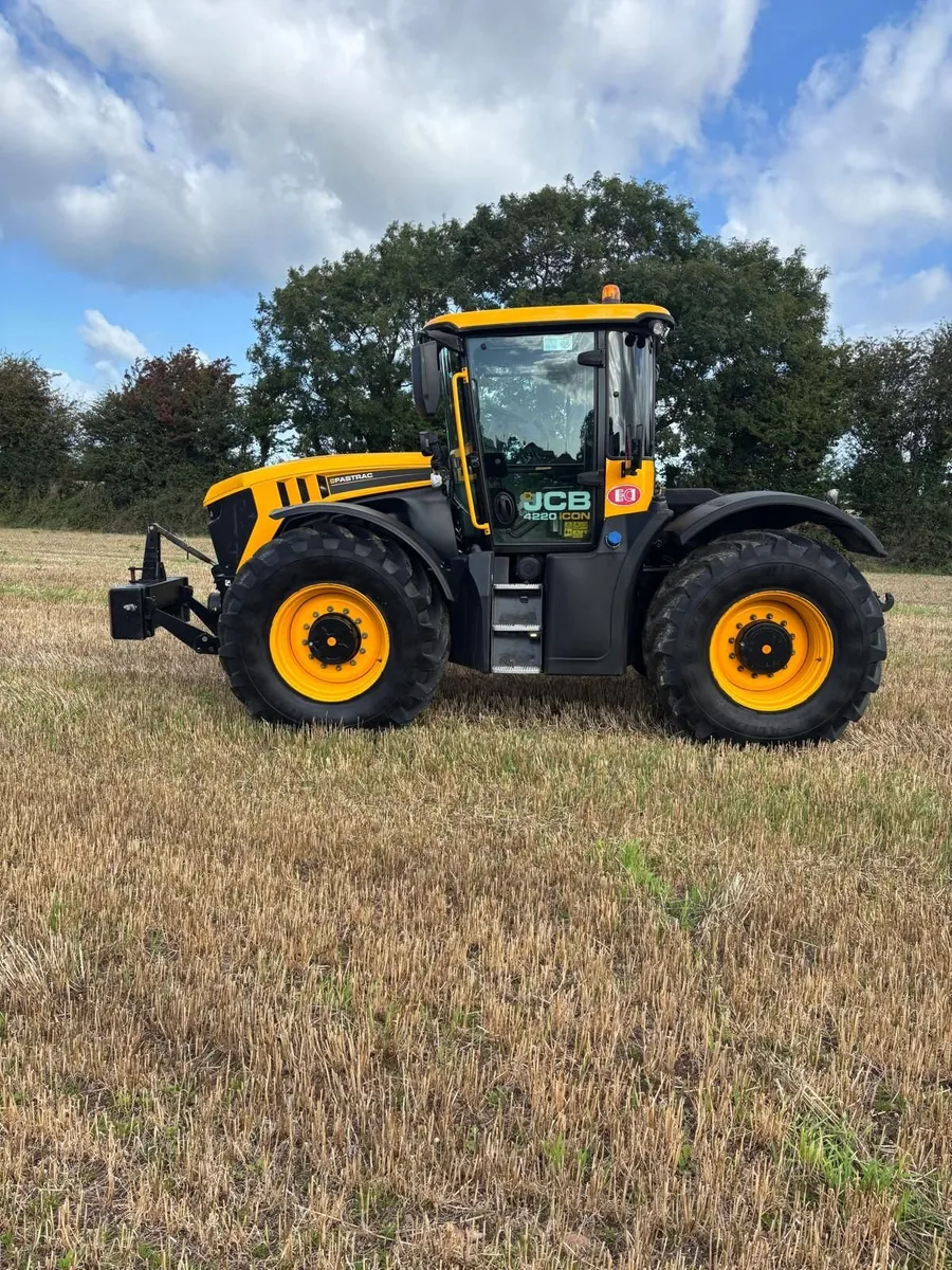 JCB Fastrac 4220 Icon COL ref 11007085 - Image 2