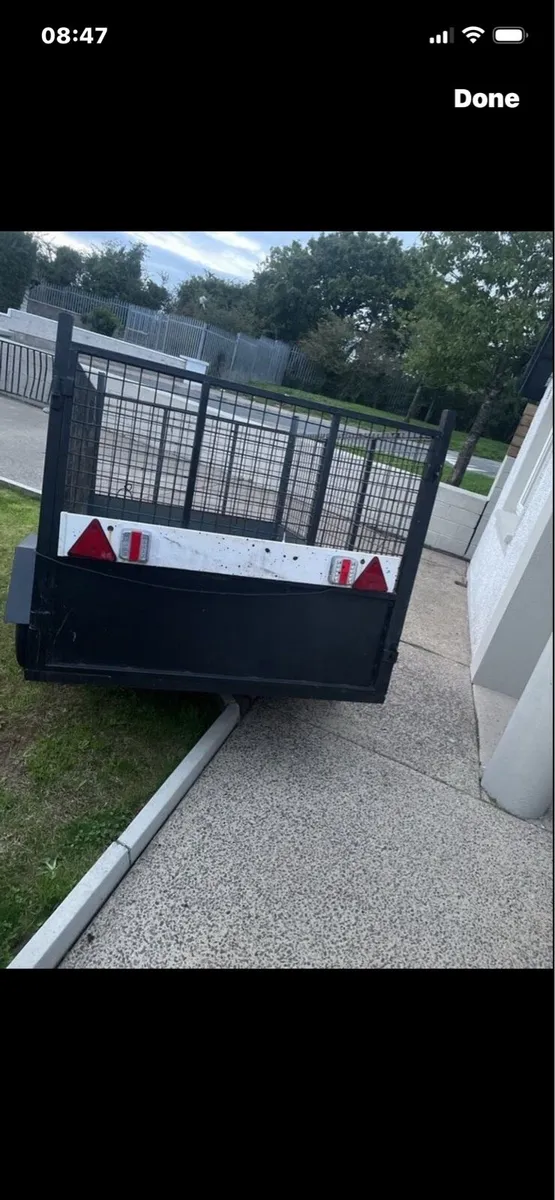 Trailer for sale 6x4 with L e d lights - Image 1