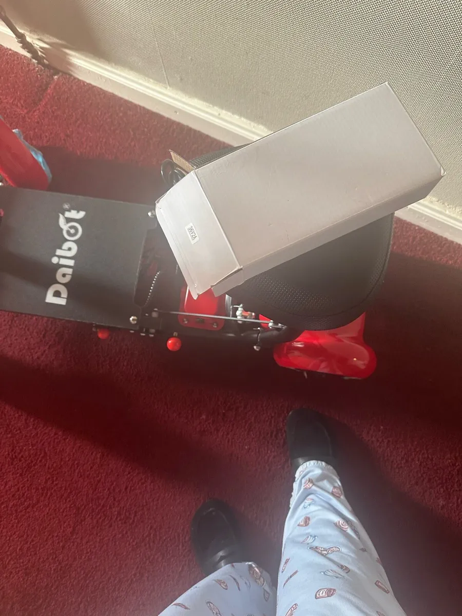 Motorised scooter. - Image 1