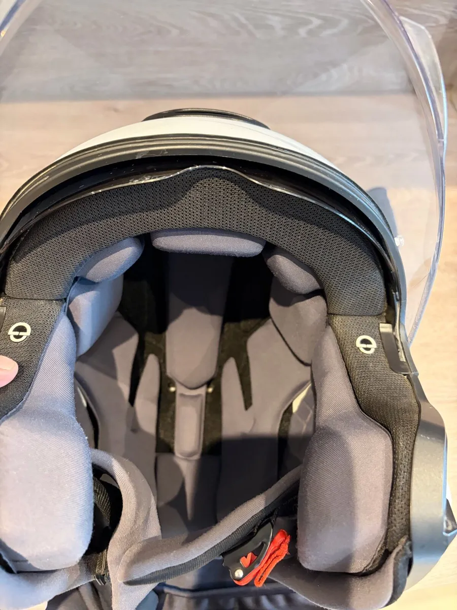 SCHUBERTH HELMET - Image 3