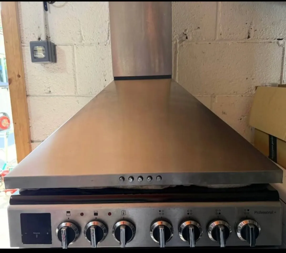 RANGE MASTER Cooker with hob, hood & oven - Image 4