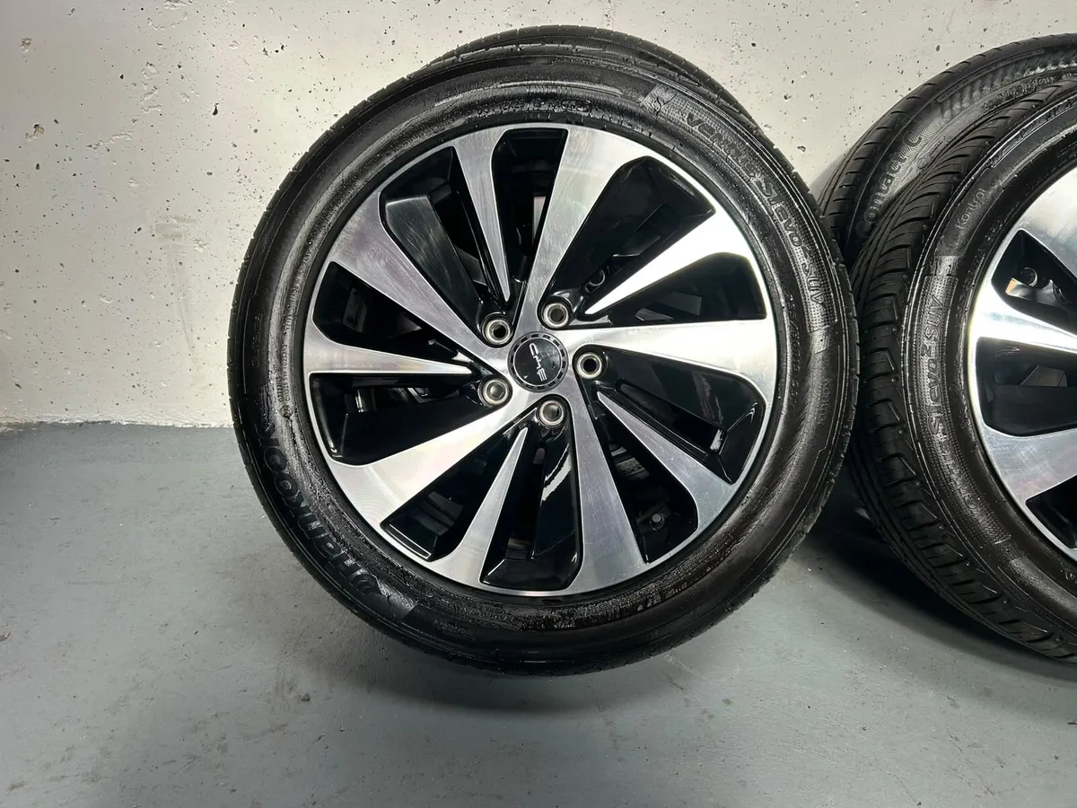 BYD Seal Alloys 19” - Image 4