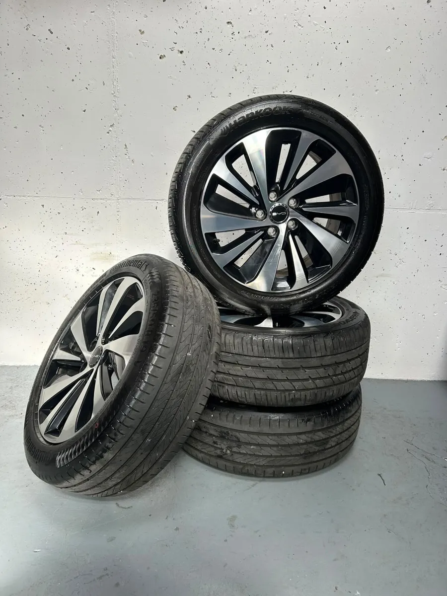BYD Seal Alloys 19” - Image 1