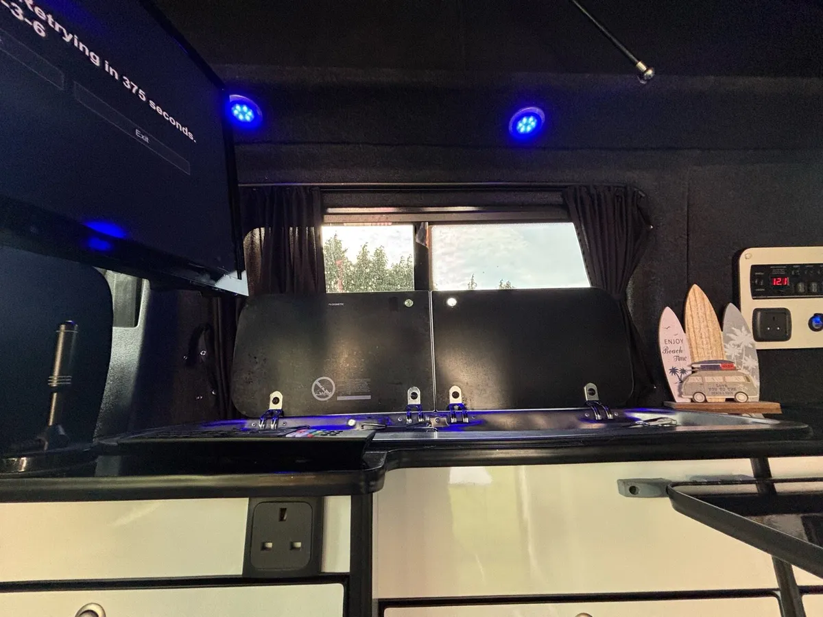 151 Vw transporter Campervan - Image 4