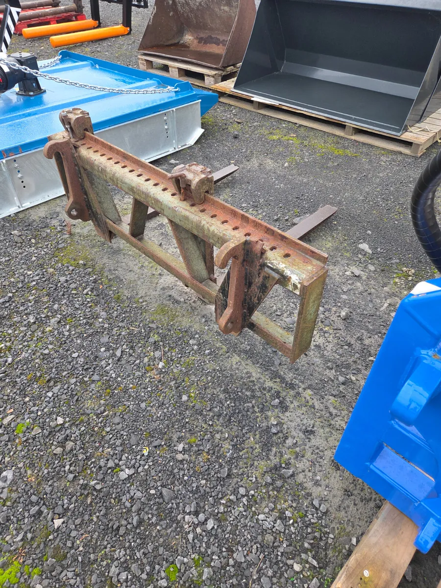 Front Loader Pallet Forks - Image 4