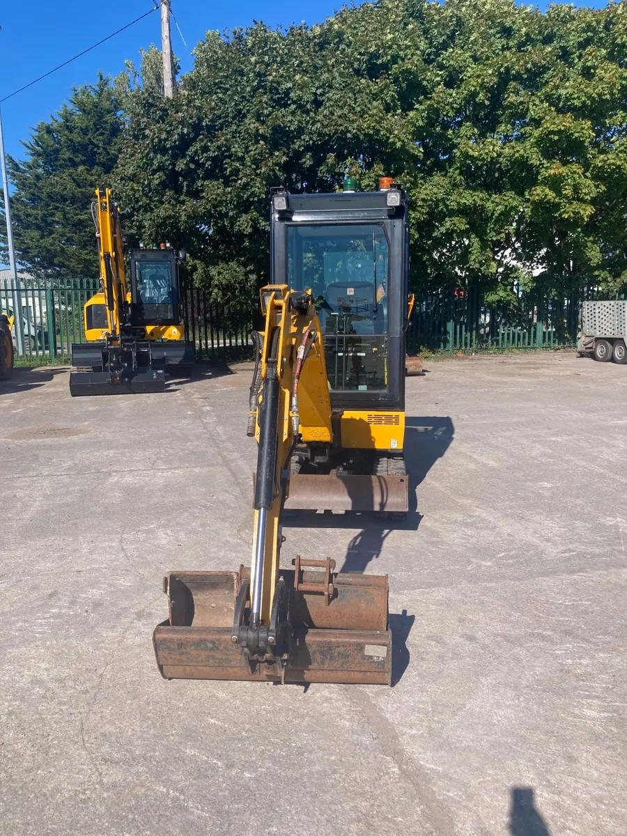 JCB 16C MINI EXCAVATOR REF DOK 11005326 - Image 4