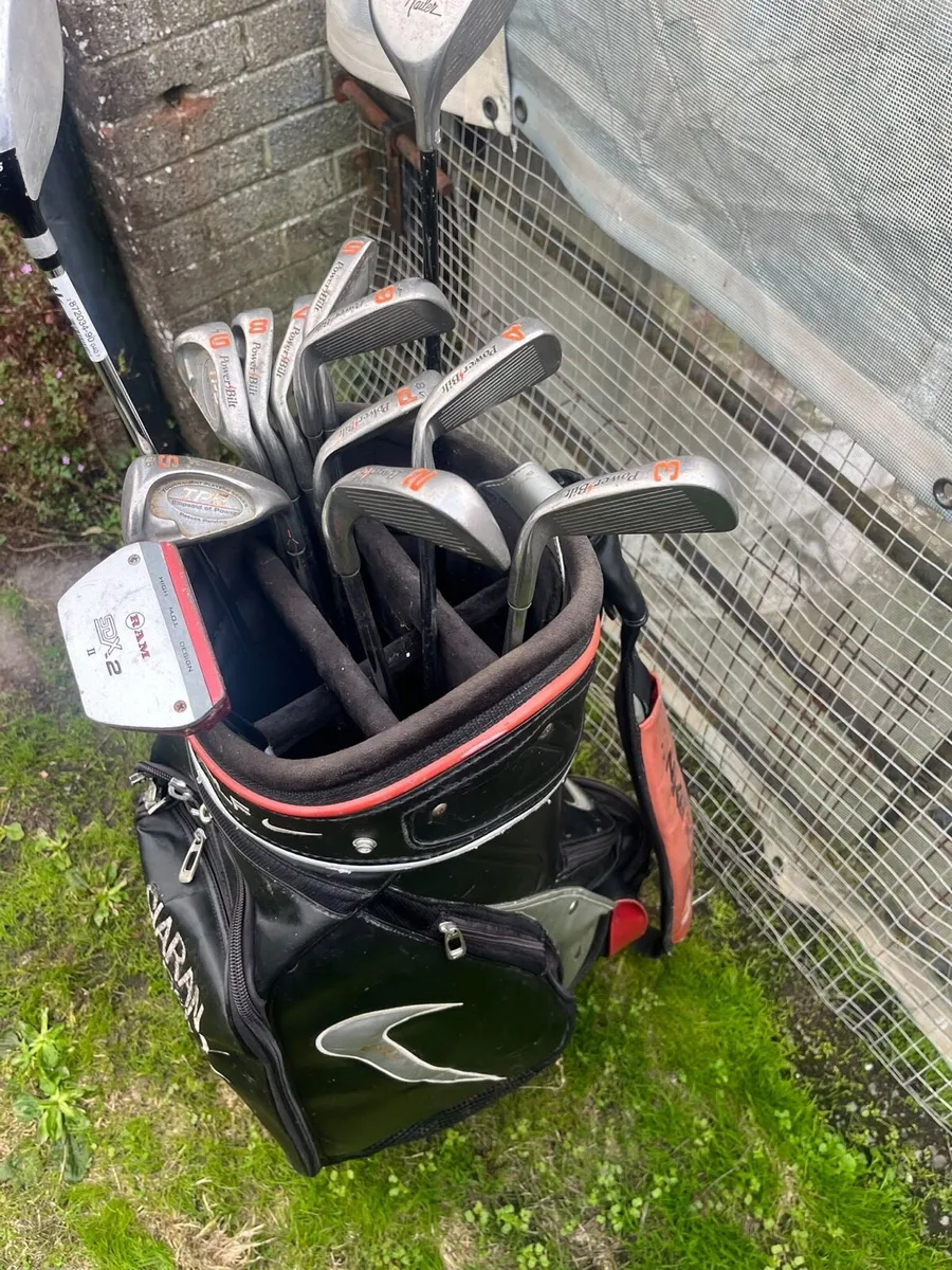 Golf clubs - Image 1
