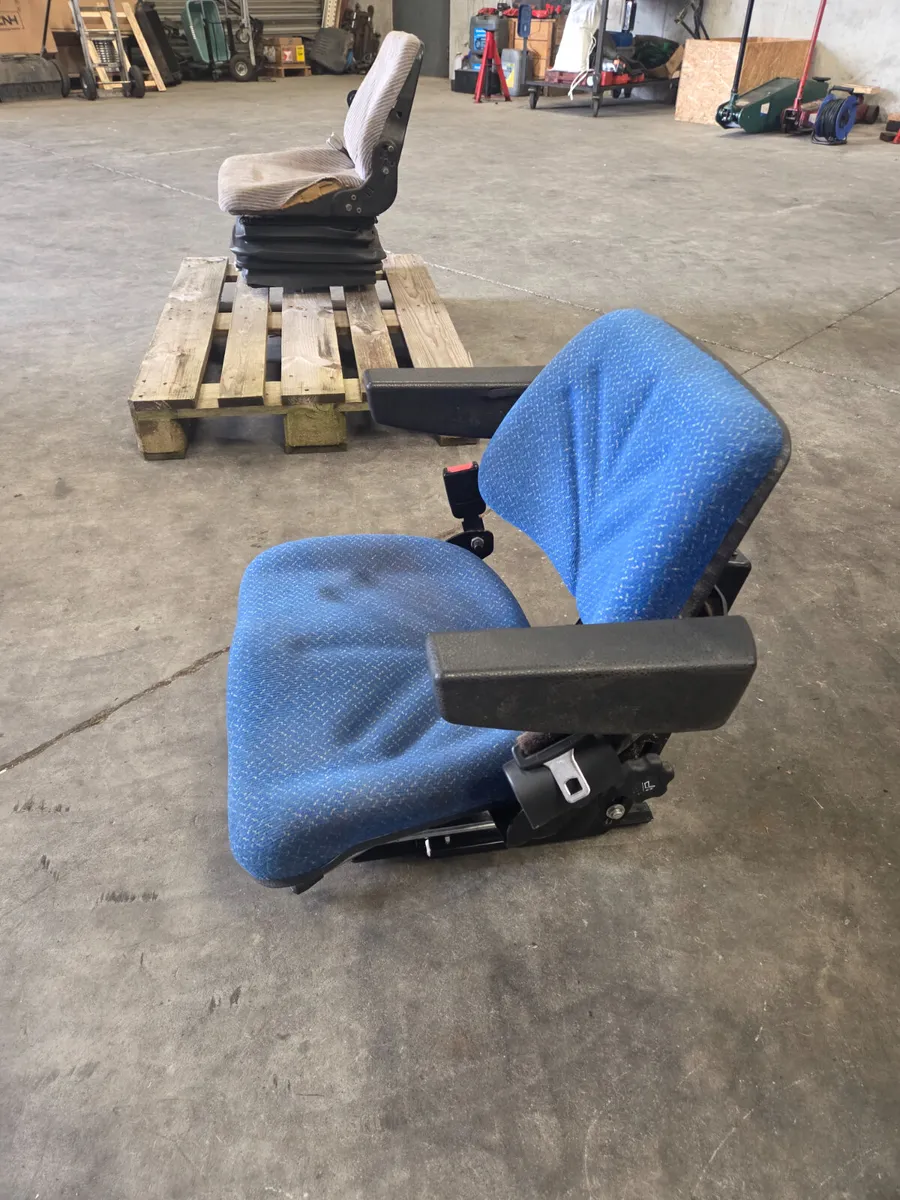 Pilot Seat - Image 2