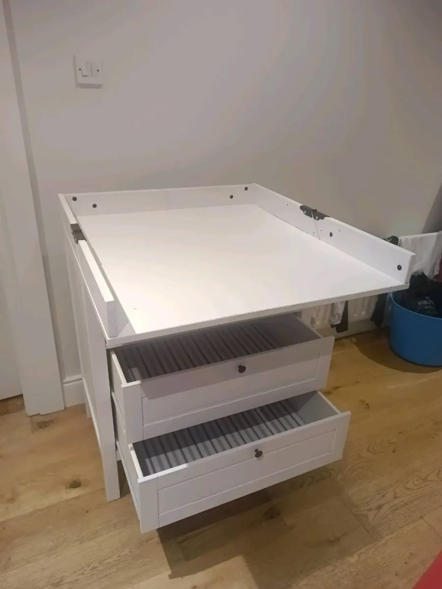 Ikea Sundvick Changing table, fully assembled - Image 3