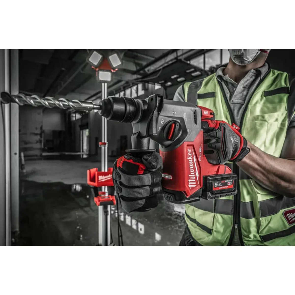 The Milwaukee M18FHX-0X SDS+ Hammer Drill - Image 2