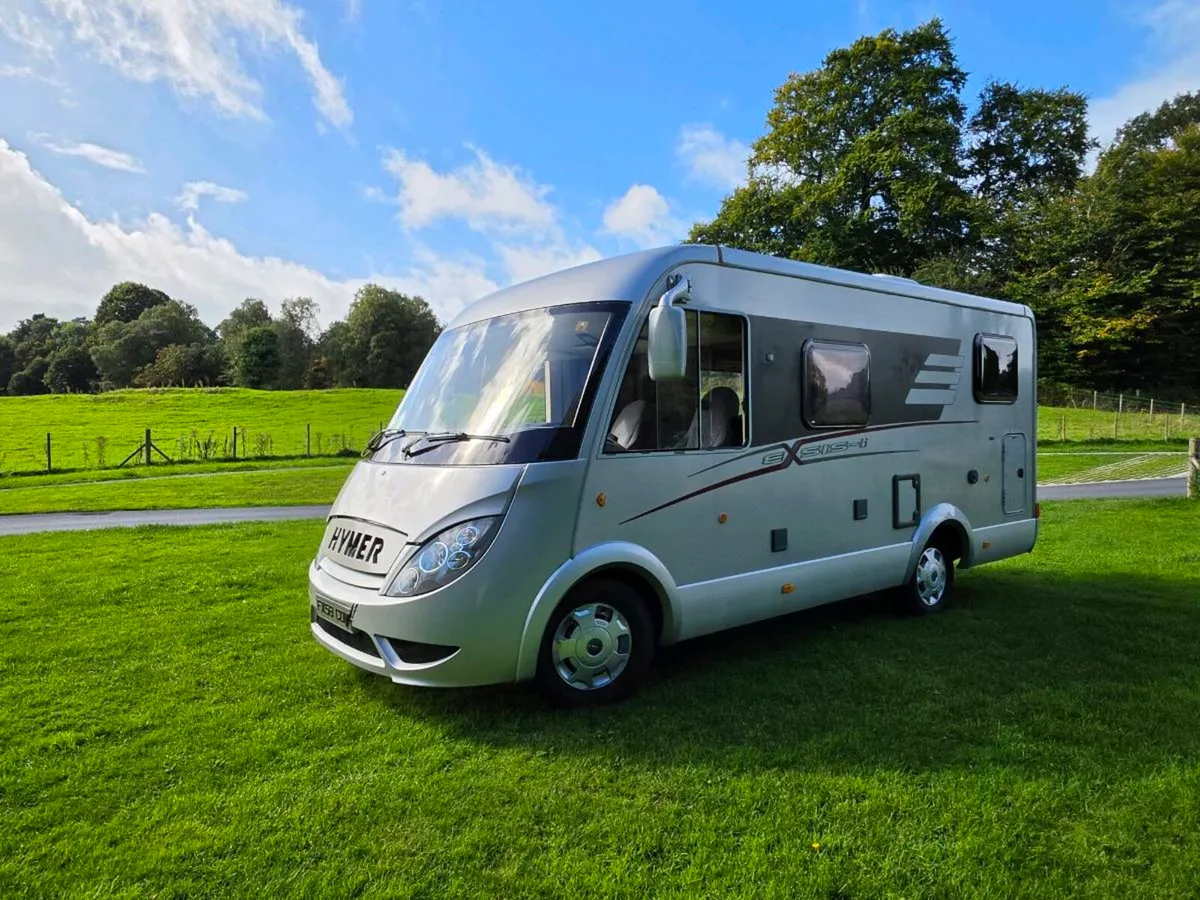 Hymer exeis i 512 A class car licence.5/6 berth - Image 3