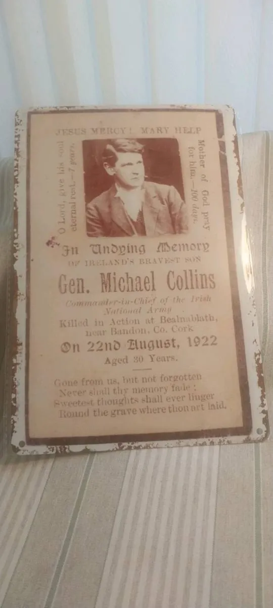 Tin display signs - Image 1