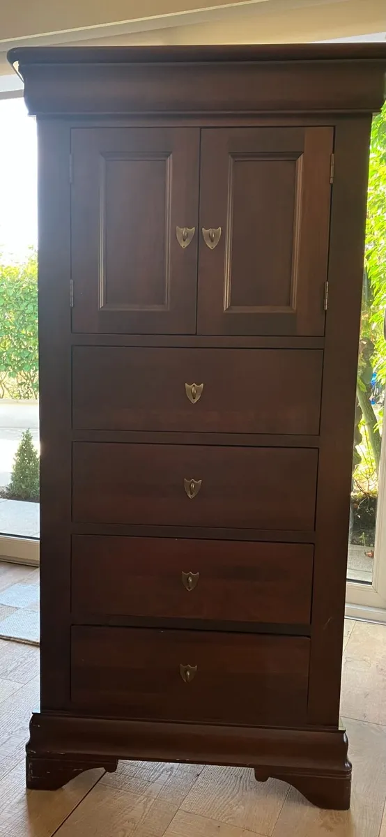 Dark Wood Gentleman's Chest - Image 1