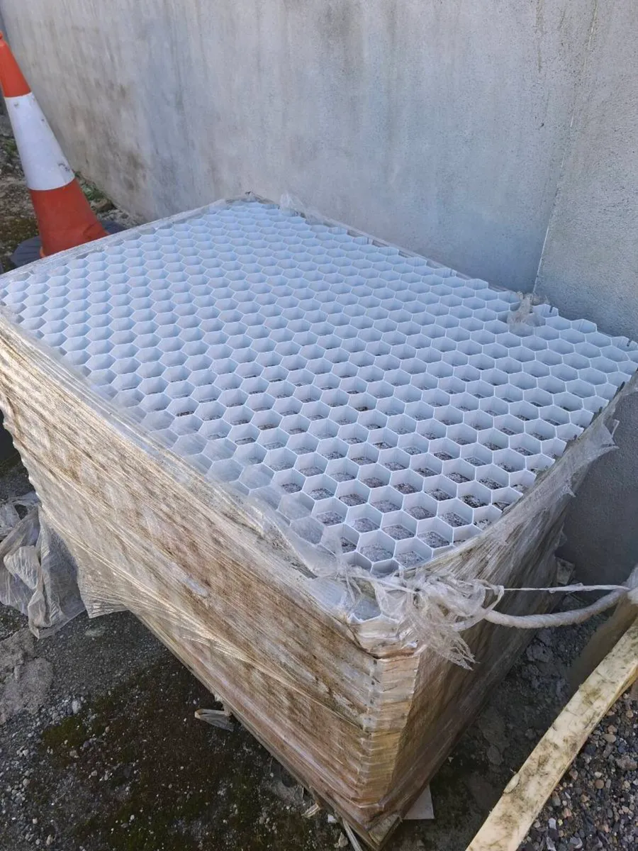 Gravel mats - Image 1