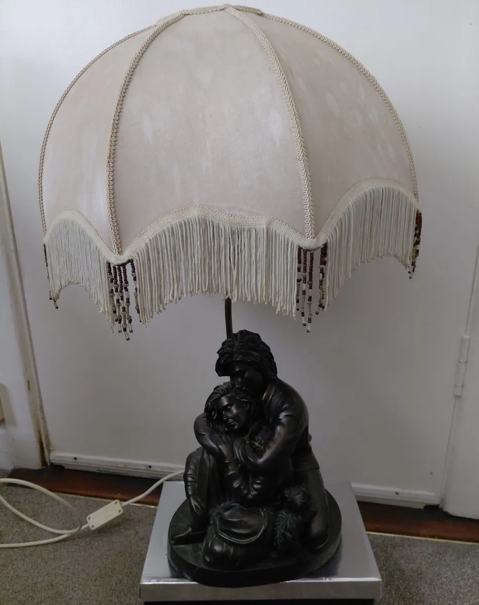 Bronze couple lamp - Image 4