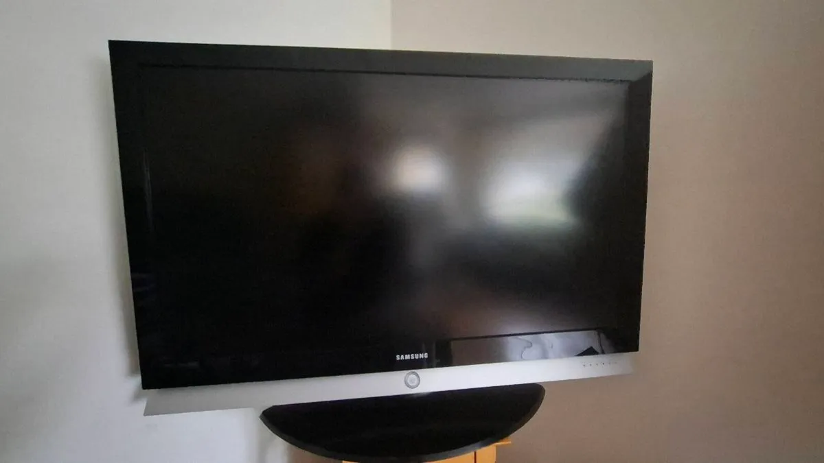 Television Samsung - Image 1