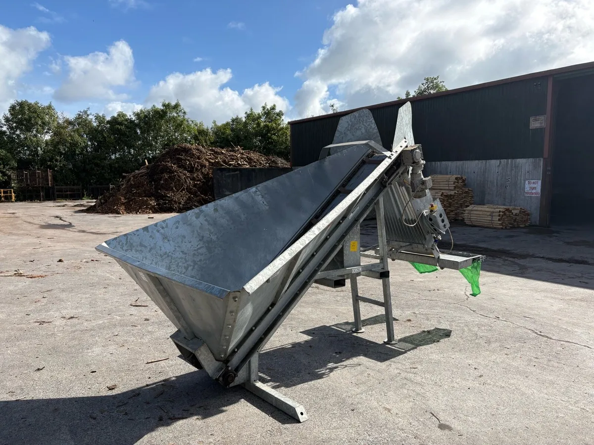 EasiPak Midi Firewood Bagging Machine - Image 3