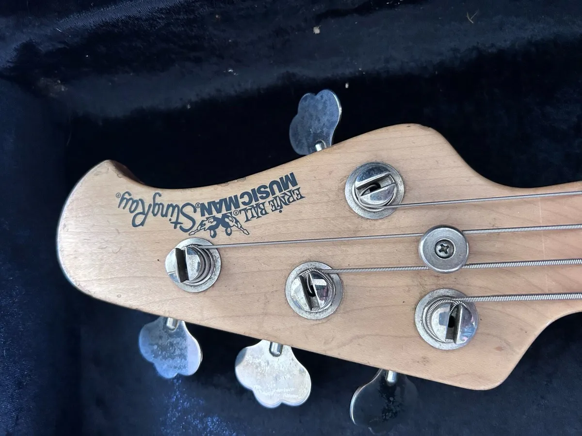Ernie ball Musicman Stingray bass - Image 3