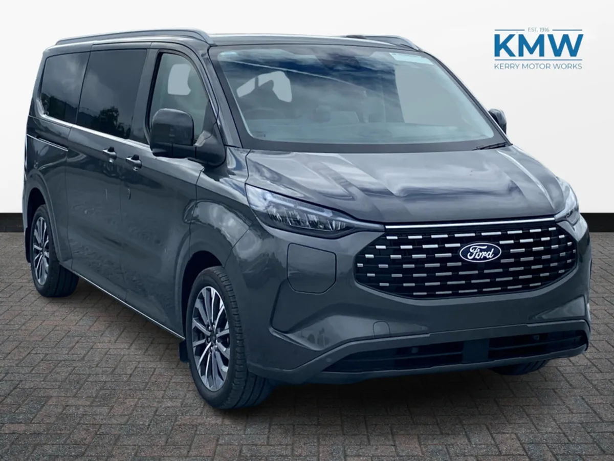 Ford Tourneo Custom Limited 2.5 PHEV AUTO - Image 1