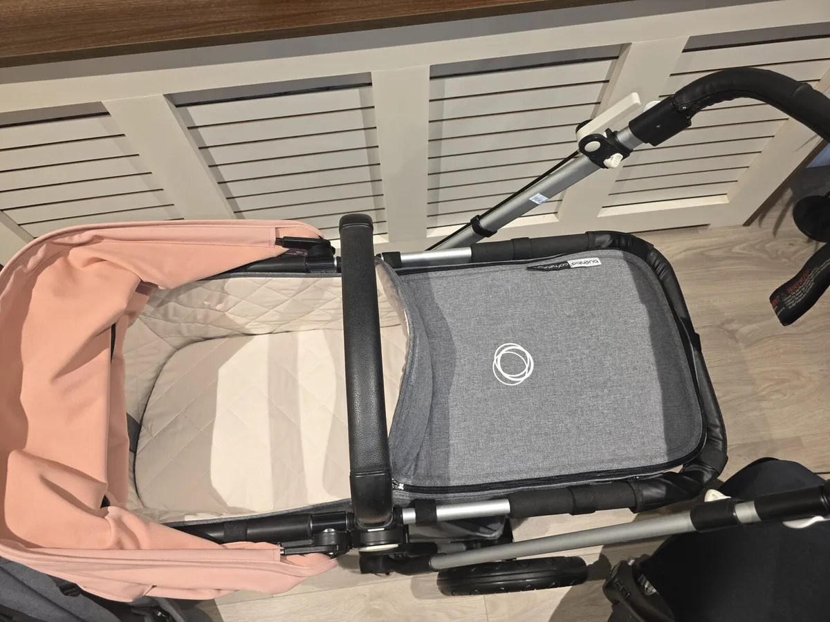 Immaculate Bugaboo Cameleon - Image 4