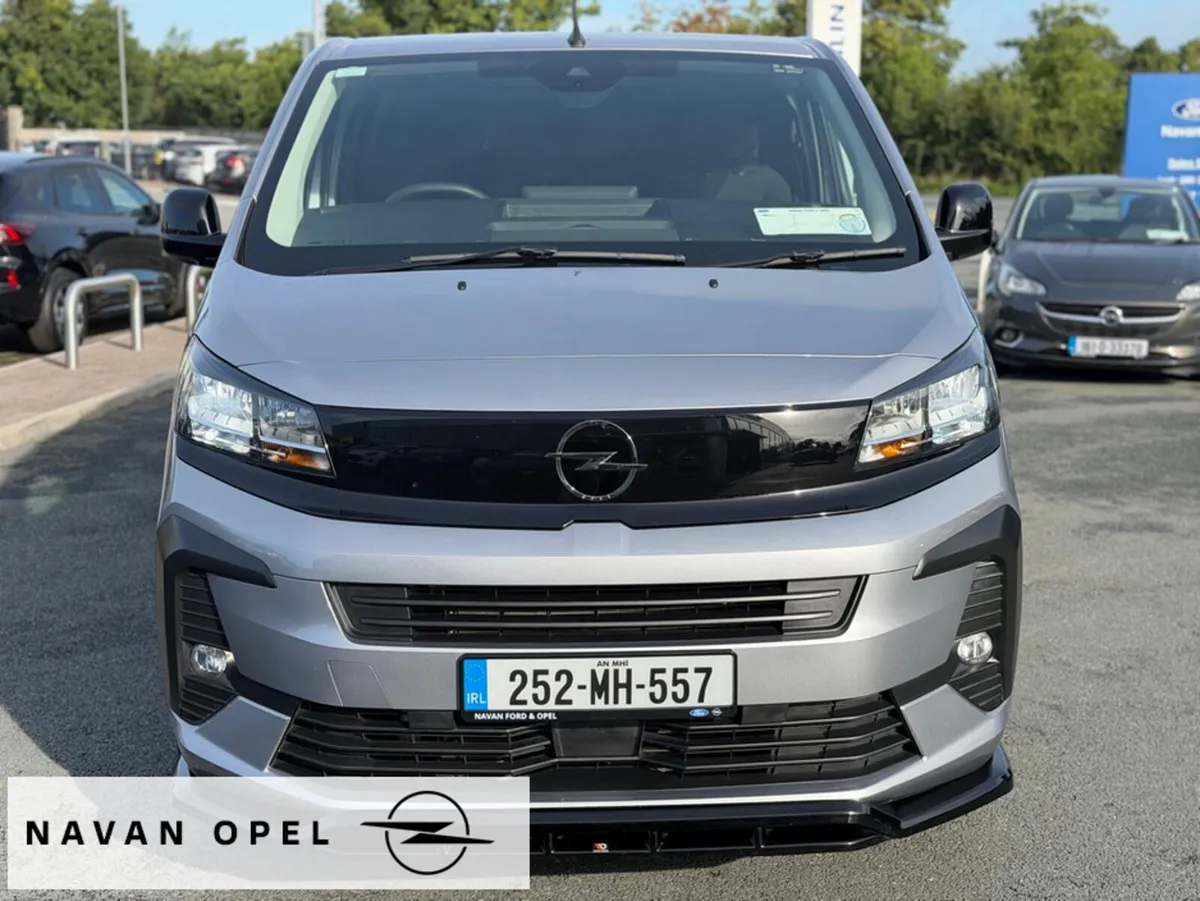 Opel Vivaro Sportive LWB 2.0 TD 140Ps - Image 2