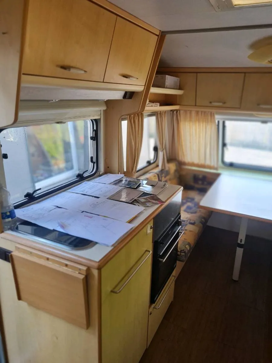 Caravan - Image 3