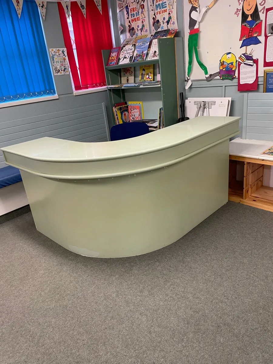 Reception Desk - Image 2